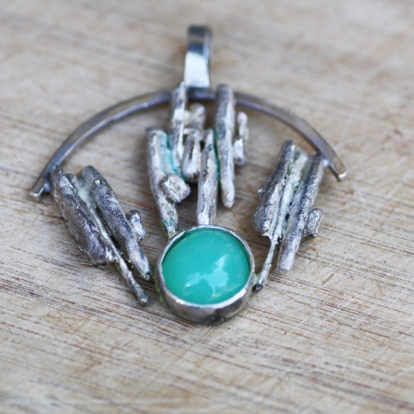 Handmade Large Natural Chrysoprase Pendant in Solid Sterling Silver - Picture 3 of 5